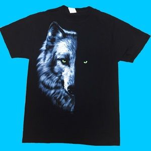 NWOT HD graphic wolf T-shirt black size medium
